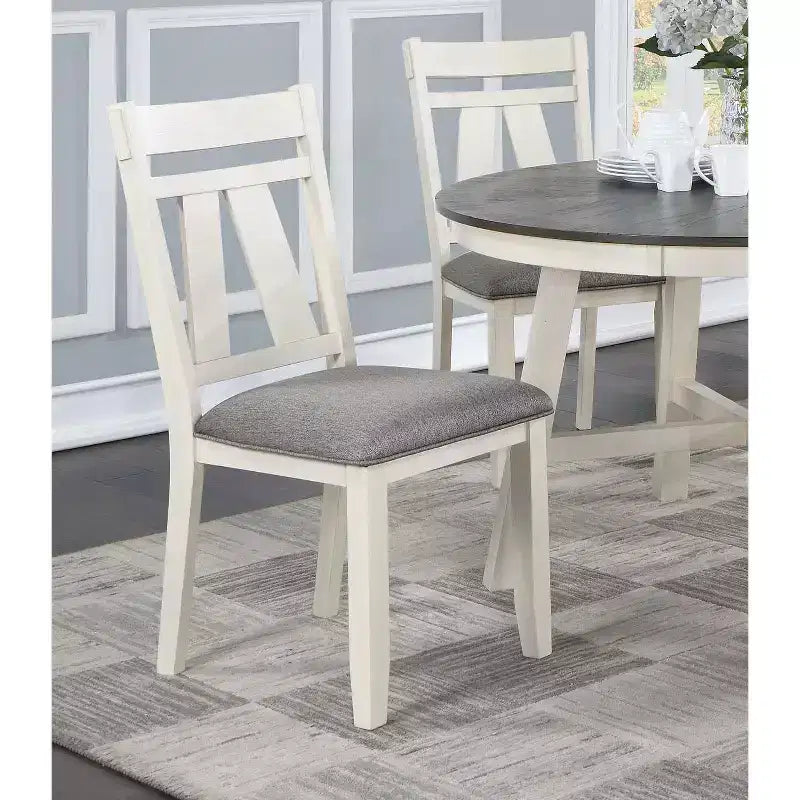 Chaises de salle à manger en tissu avec dossier à lattes grises et blanches