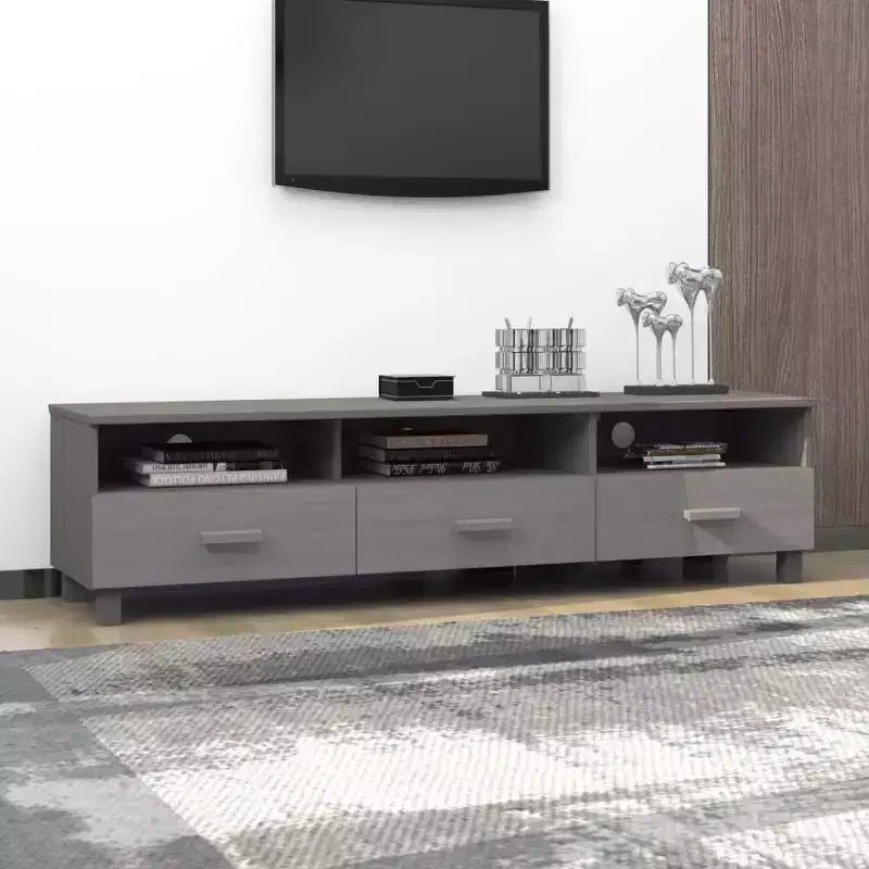 Meuble TV/Buffet Pin Gris Clair - 158 x 40 x 40 cm | Bois Massif, MDF | 3 Tiroirs, 3 Compartiments