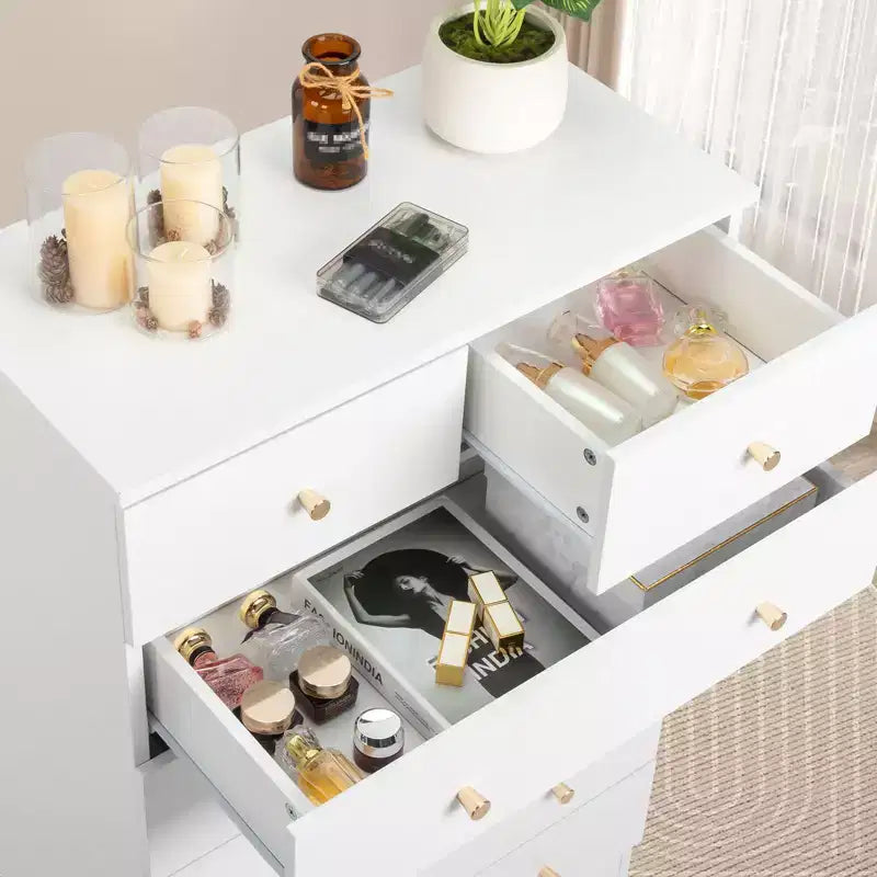 Commode blanche en panneau de particules à 5 tiroirs de 66 cm de large
