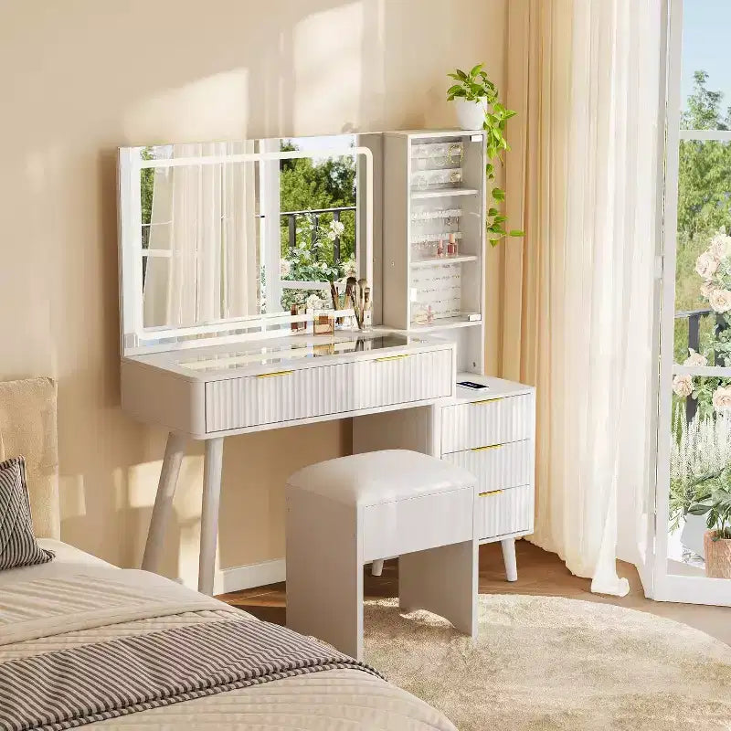 Coiffeuse cannelée de 122 cm avec grand miroir éclairé, station de charge et tabouret de rangement rembourré pour chambre à coucher
