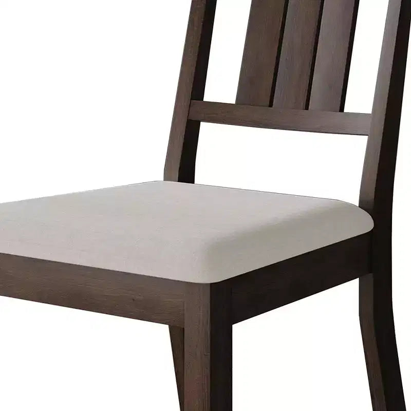 Chaise de salle à manger en bois avec revêtement gris chaud