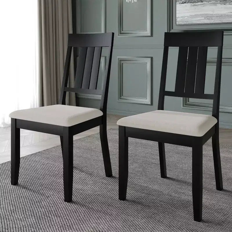 Chaise de salle à manger en bois avec revêtement gris chaud